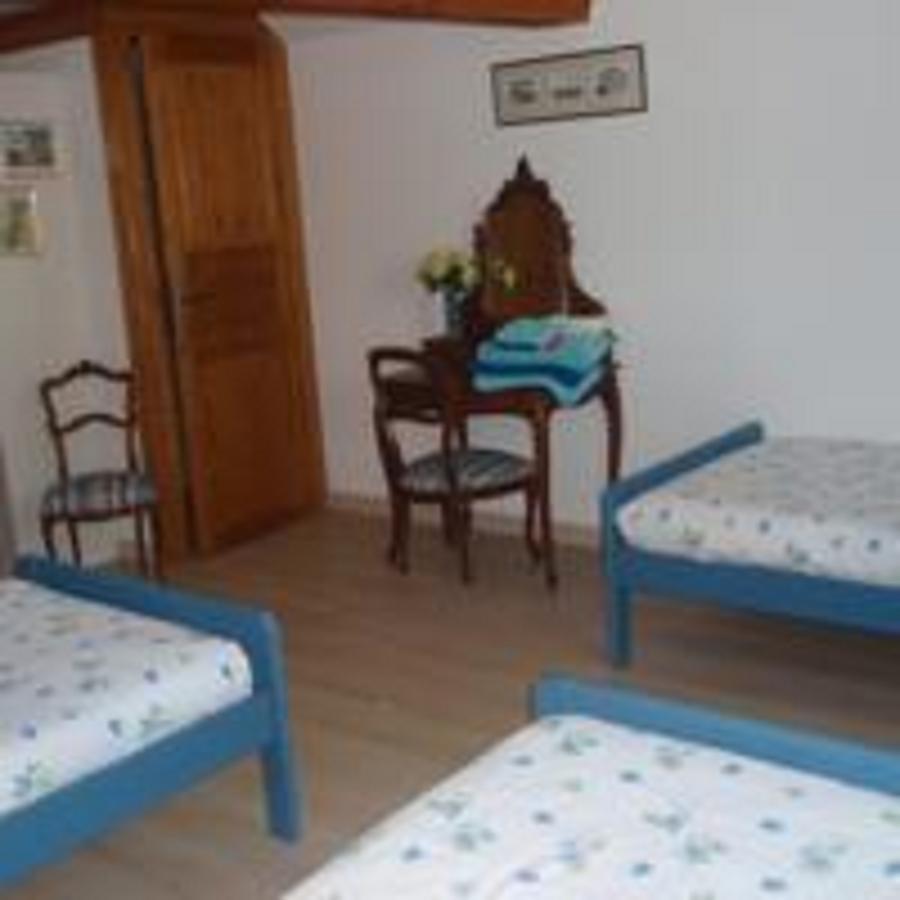 Au Rendez Vous De L'Auxois B&B Essey Ruang foto